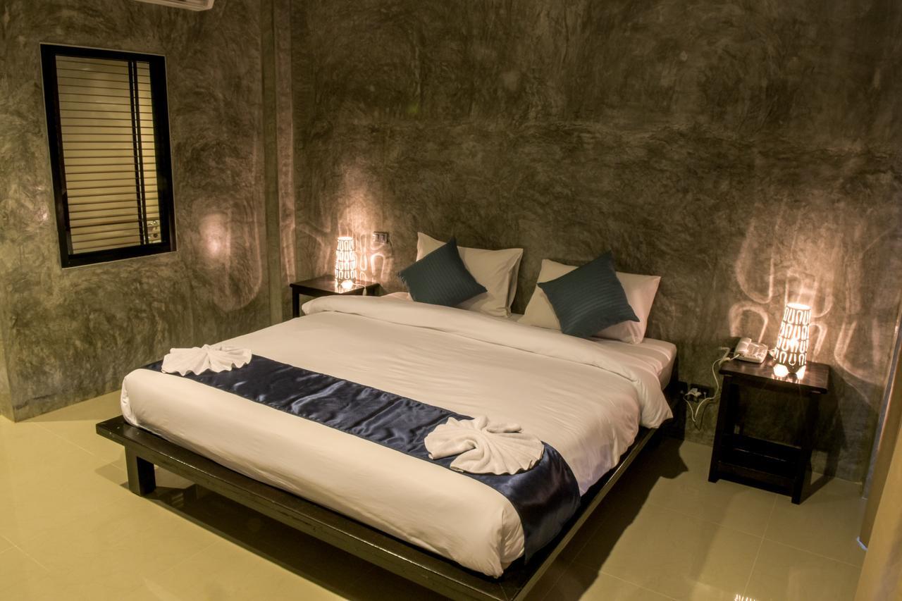 Sea Stone Hotel Nakhon Si Thammarat Rum bild