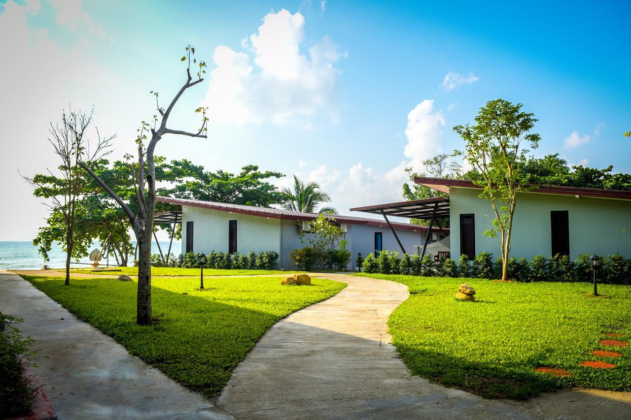 Sea Stone Hotel Nakhon Si Thammarat Rum bild