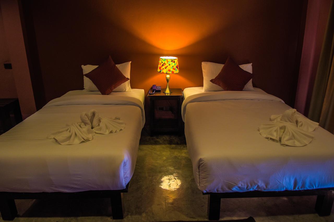 Sea Stone Hotel Nakhon Si Thammarat Rum bild
